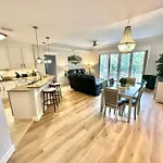5377 Pine Ridge