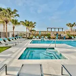 Beachside One 4073
