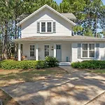 1369 Laurel Grove \