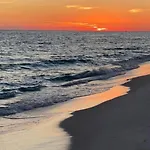 Penthouse Amazing Gulf Views Walk Beach Or Shuttle Suite Sleeps 6