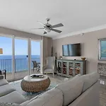 Beauty And The Beach! Heart Of Miramar