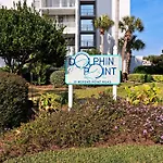 Dolphin Point 702A