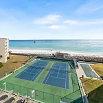 Holiday Surf And Racquet Unit 709