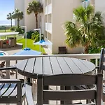 Holiday Surf And Racquet Unit 212