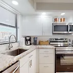 Beachside II 4283