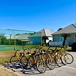 Pet Friendly Gulf Front Oasis With Beach Service