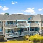823 Harbour Point
