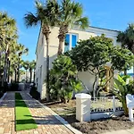 Luxury 3Br Gated Home - Infinity Pool, Walk To Private Beach - Vet-Owned!