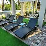 Luxury 3Br Gated Home - Infinity Pool, Walk To Private Beach - Vet-Owned!