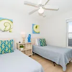Pelican Beach Resort 2016