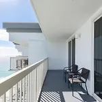 Pelican Beach Resort 2016