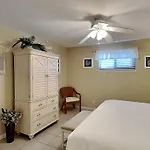 Crystal Villas 9B