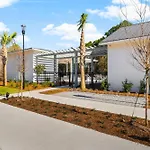 Baypine Cottages 8873