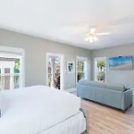 Sun Ray Getaway