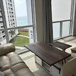 2061 Shoreline Towers Beach-Special Spring Rate-Free Beach Setup