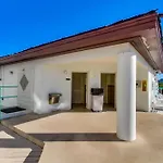 Surfside Resort 1109