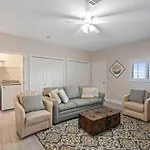 Huntington By The Sea 501
