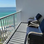 2122 Stunning Three-Bedroom Penthouse Shoreline Towers 2122