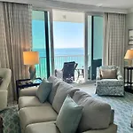 2122 Stunning Three-Bedroom Penthouse Shoreline Towers 2122