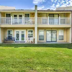 5 C, Three Bedroom Townhome