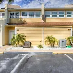 5 C, Three Bedroom Townhome