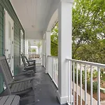 Beach Retreat Cottage 116
