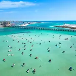 Destin Beach House Pool Heat&Golf Cart Deals Gameroom