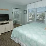 Magnolia House By Holiday Isle
