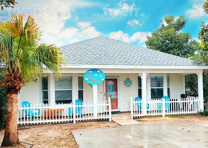 Zula Breeze Beach House, Sleeps 18, Private Heated Pool Spa, 3Min Walk To The Beach, Pets Welcome, Fenced Yard