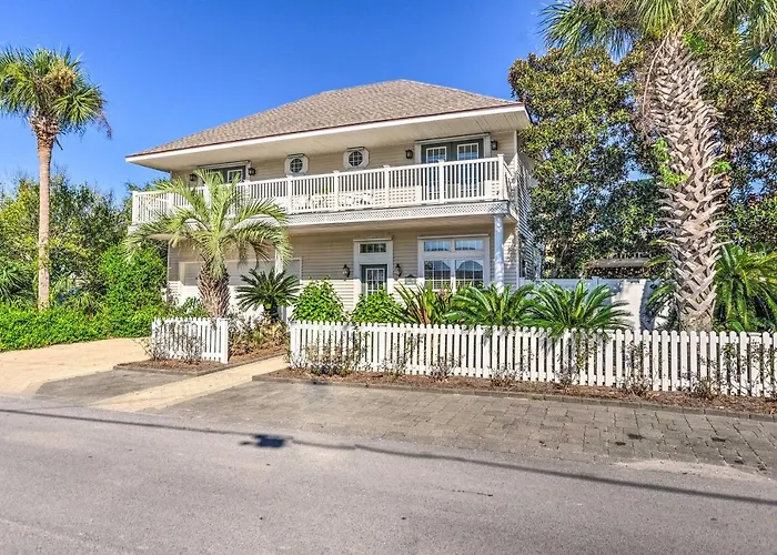 Sugar Beach Haven - Walk To Beach!