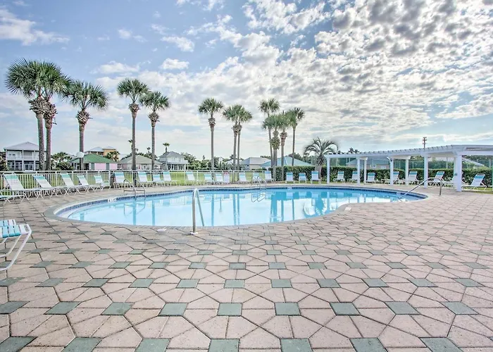 Beach And Pool Access Family-Friendly Miramar Condo