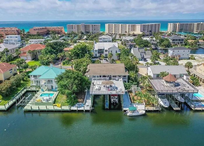 Destin-A-Tion On The Water