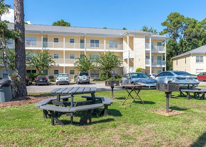 Cozy 1Br Condo With Pool And Gym Centrally Located