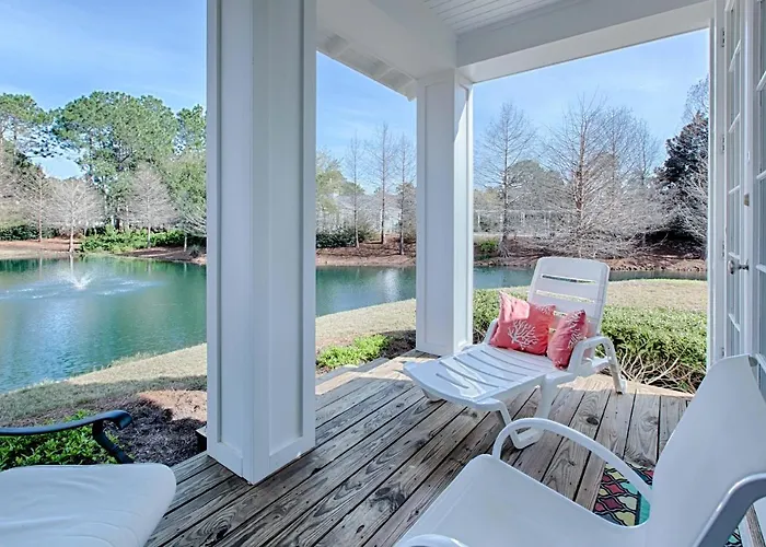 1383 Laurel Grove