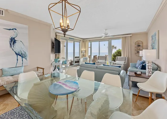 Elegant 4Bd 4Ba With Stunning Ocean Views And Direct Beach & Pool Access
