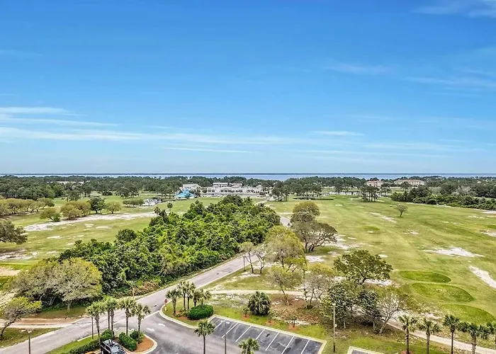 Kokomo Retreat- Steps From Pools & Private Beach!