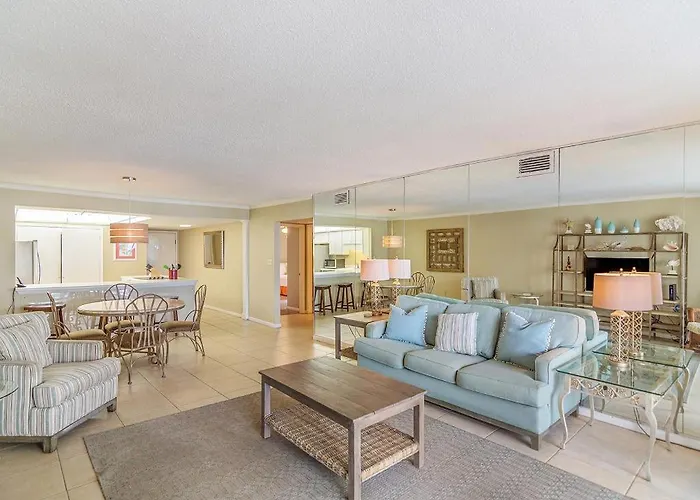 2042 Shoreline Towers - Gulf-View Condo With Free Beach Setup