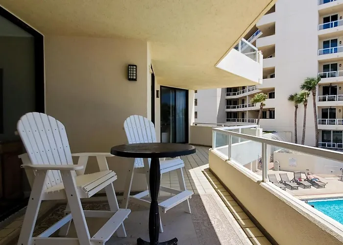 East Pass Towers 212
