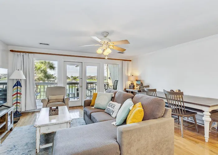 Walk 2 Beach Golf Dining & More -Sleeps 12