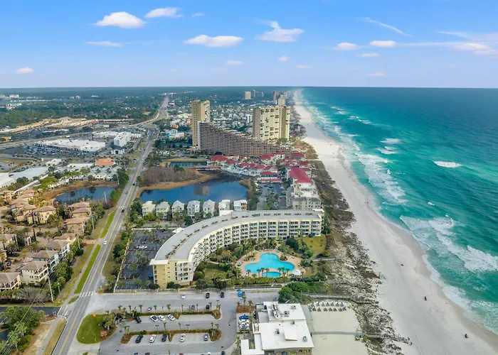 Beachfront Luxury 2Bd 2Ba Condo With Balcony! Sleeps 6!