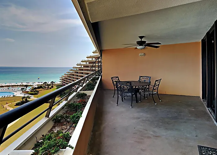 Awesome Home In Miramar Beach With Outdoor Swimming Pool And 2 Bedrooms