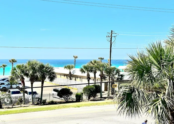 Corner Of Paradise Beach View Pool