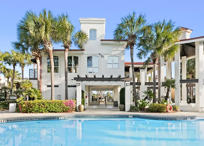 Luxury Community Pool, Hot Tub And Beach And Games