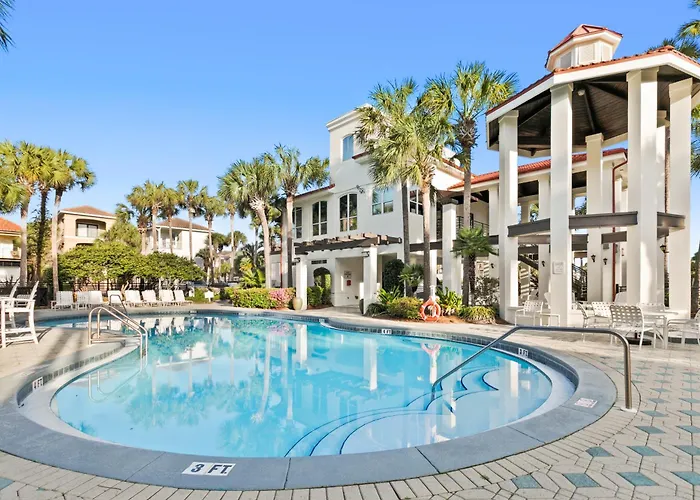 Community Pool, Hot Tub And Beach - Beach View