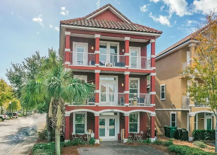 Coral By Avantstay Gorgeous Three Story Home W Two Balconies