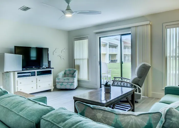 2 C, Three Bedroom Townhome