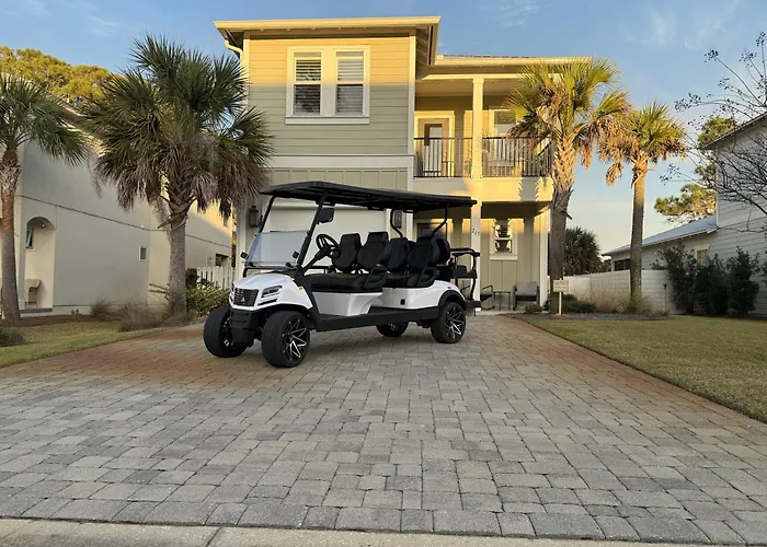 Spacious 4Br Beach Home With Golf Cart & Pool Access