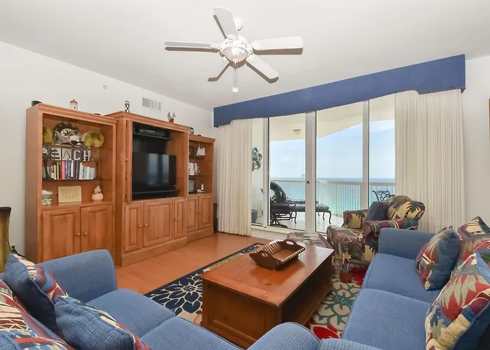 Silver Beach Towers E1206