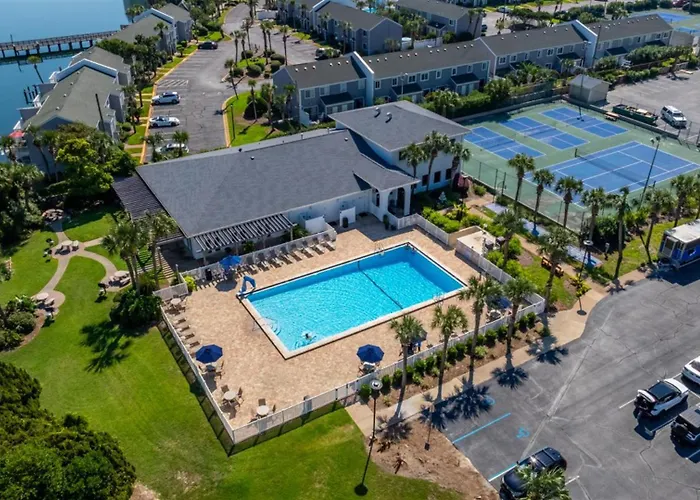 2063 Shoreline Towers - Beachfront Vacation Rental