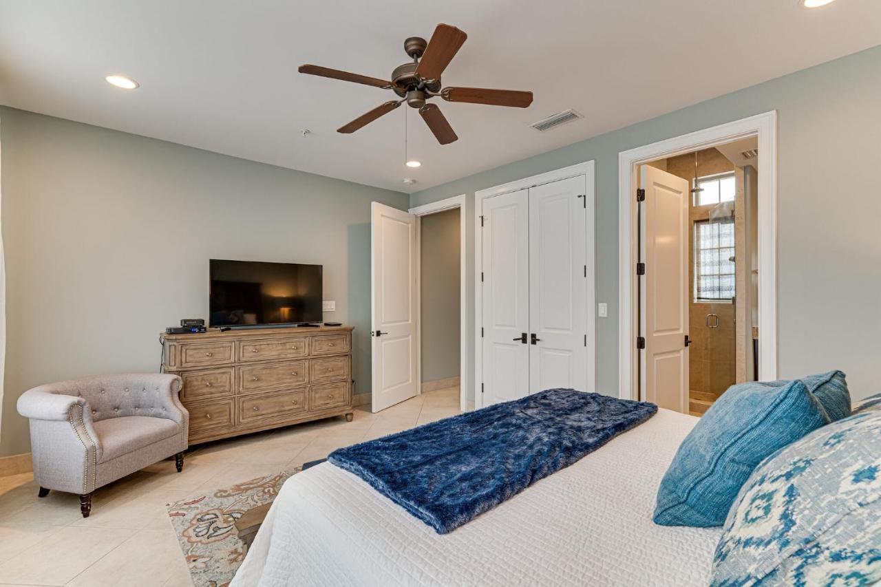 Ocean Front Escape